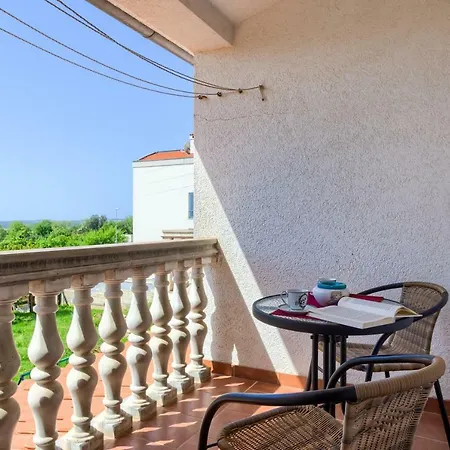 Appartement Monica *