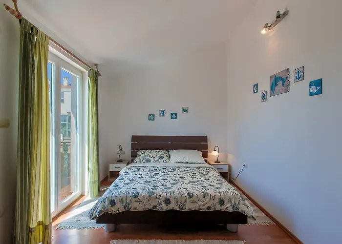 Monica Apartamento *